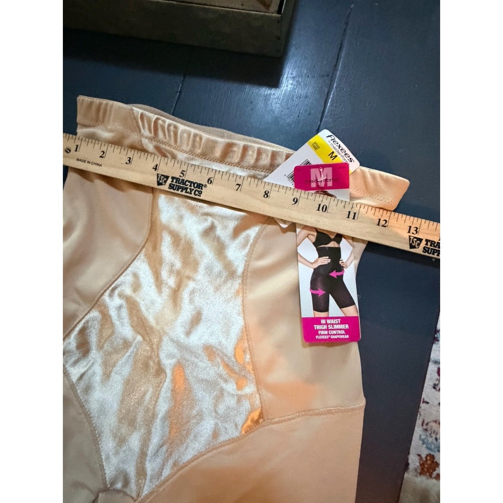 Maidenform Hi-Waist Thigh Slimmer. Beige in Color. Sz. Medium. - Picture 2 of 6